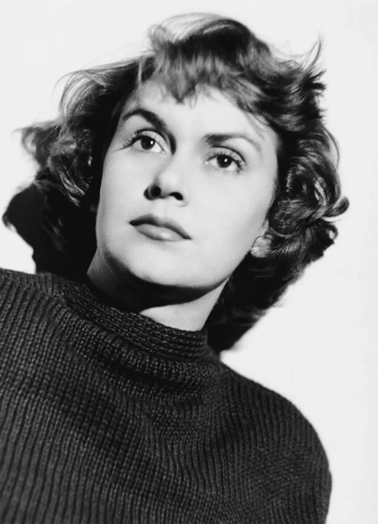 La actriz y directora de cine Ana Mariscal, en un retrato de 1952. Wikimedia Commons, CC BY-SA Cartel de Función de noche, un documental con formato innovador. Sabre Films