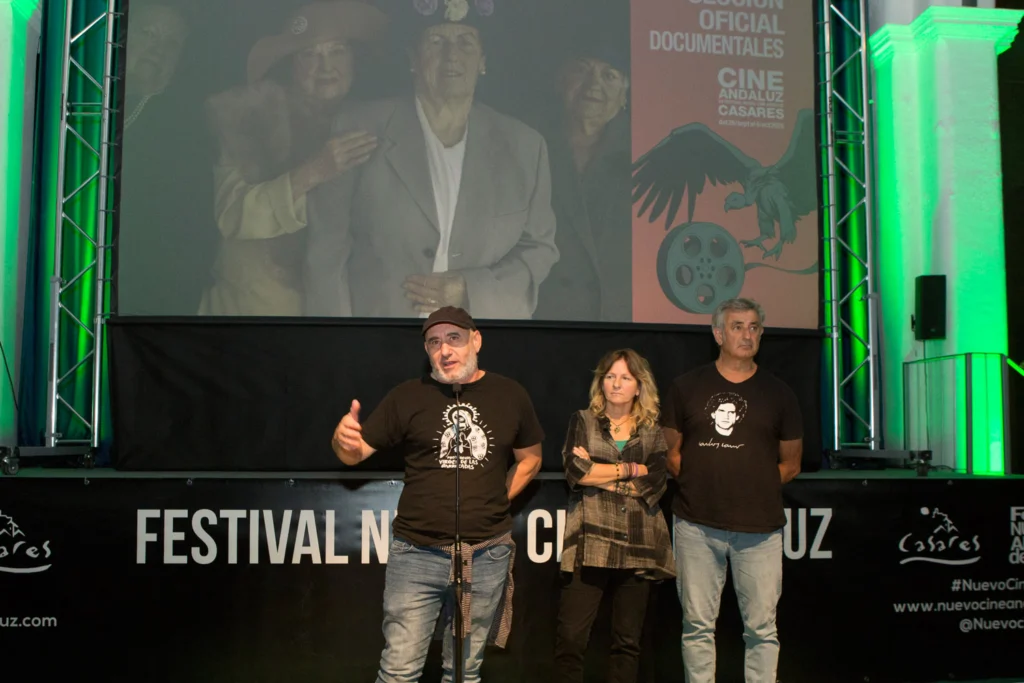 Proyección de «María la Portuguesa», con Amaranta Cano, Eduardo Montero y Ángel del Río (Casares, 2025) Proyección de "María la Portuguesa", con Amaranta Cano, Eduardo Montero y Ángel del Río (Casares, 2025)
