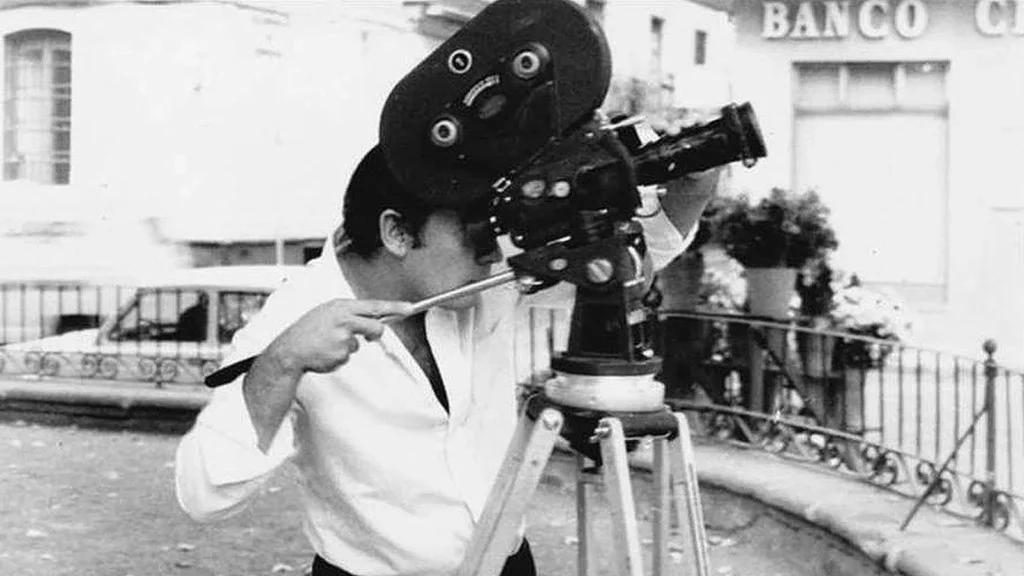 Rodar en andaluz. Los años 80. El cine andaluz en los tiempos del cambio Rodar en andaluz. Los años 80. El cine andaluz en los tiempos del cambio