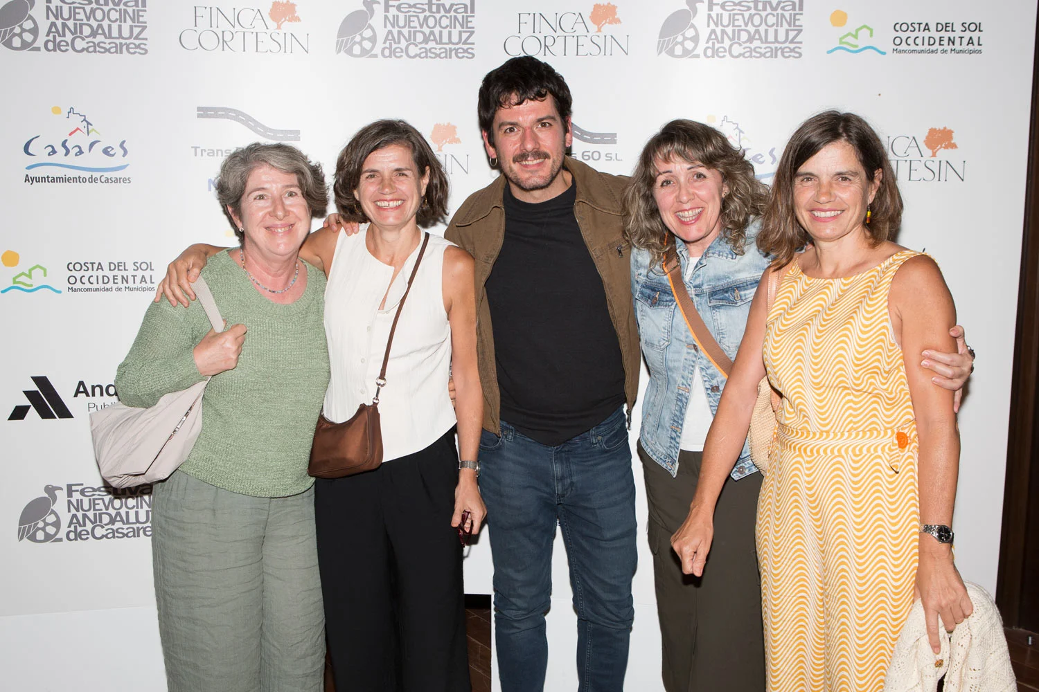 Antonio Araque con parte del público que asistió a la proyección en Casares Antonio Araque con parte del público que asistió a la proyección en Casares