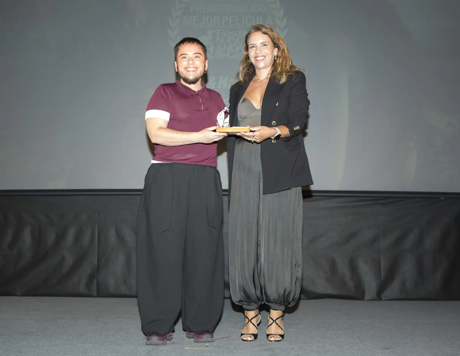 ‘Iván & Hadoum’, premio del público en el XIII Festival Nuevo Cine Andaluz (Casares, 2026) 'Iván & Hadoum', premio del público en el XIII Festival Nuevo Cine Andaluz (Casares, 2026)
